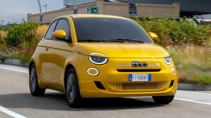 Fiat 500 Hybrid: Σε νέες, χαμηλότερες τιμές στην Ελλάδα  